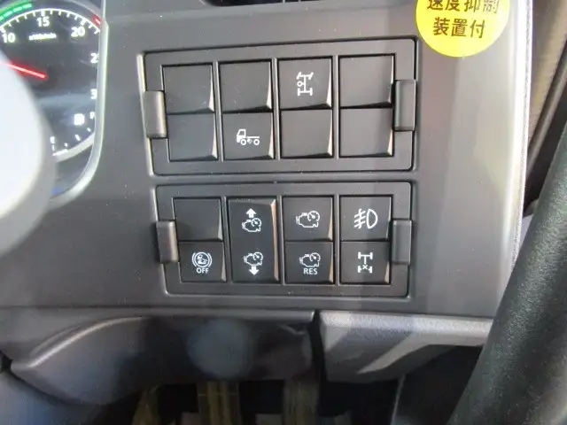 日産UD クオン 大型 車両重機運搬 ラジコン ベッドの中古トラック画像12