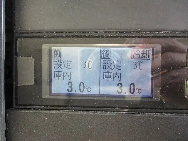 いすゞ エルフ 小型 冷凍冷蔵 中温 床アルミの中古トラック画像9