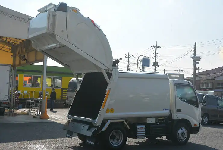 日野 デュトロ 小型 パッカー車 プレス式 2RG-XZU605Xの中古トラック画像6