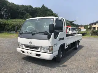 日産 アトラス 小型 平ボディ 床鉄板 KR-APR81LRの中古トラック画像1