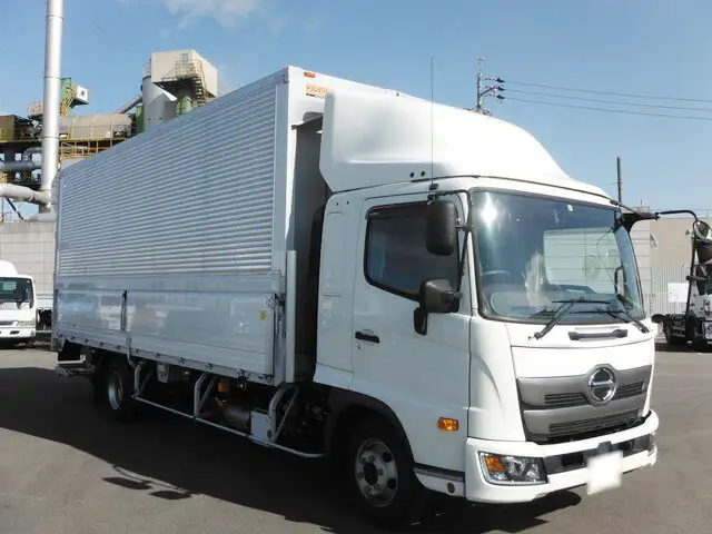 日野 レンジャー 中型/増トン ウイング パワーゲート ベッドの中古トラック画像2