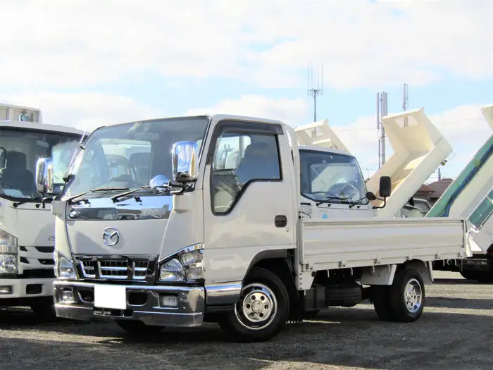 マツダ タイタン 小型 平ボディ 床鉄板 KR-LHR69の中古トラック画像1