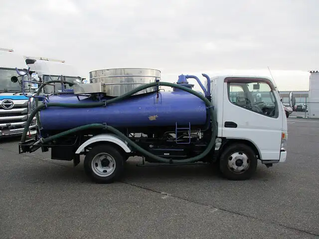 三菱 キャンター 小型 タンク車 バキューム KK-FE73EBの中古トラック画像3