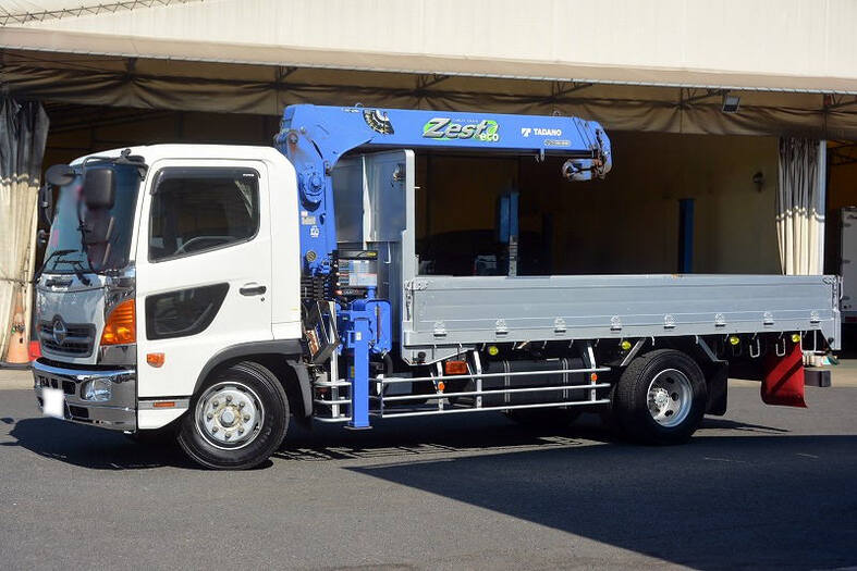 いすゞ ギガ 大型 ウイング エアサス ベッド の中古トラック【車両No.161202】