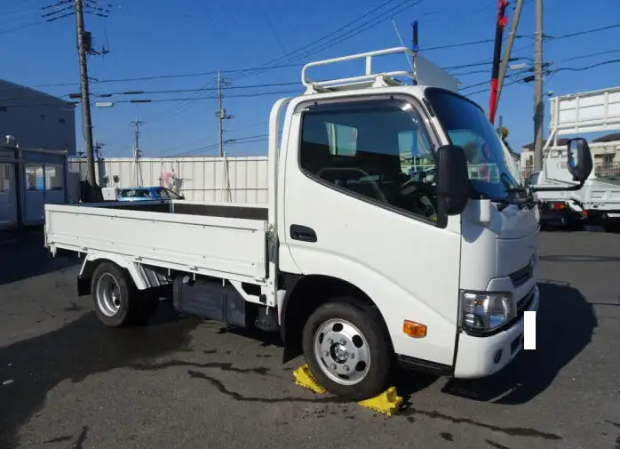 トヨタ トヨエース 小型 平ボディ ABF-TRY230 H28の中古トラック画像2