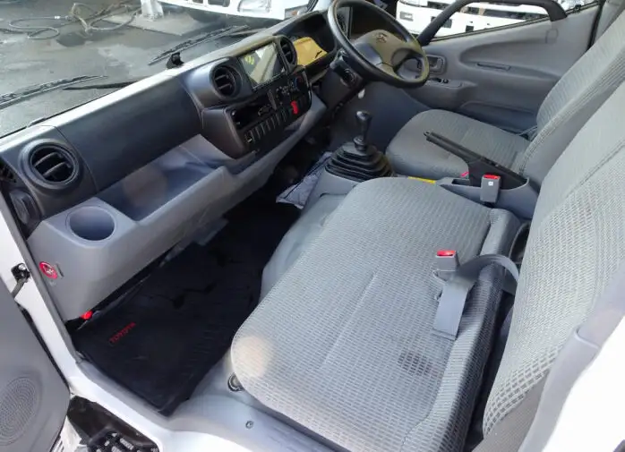 トヨタ トヨエース 小型 平ボディ ABF-TRY230 H28の中古トラック画像像17