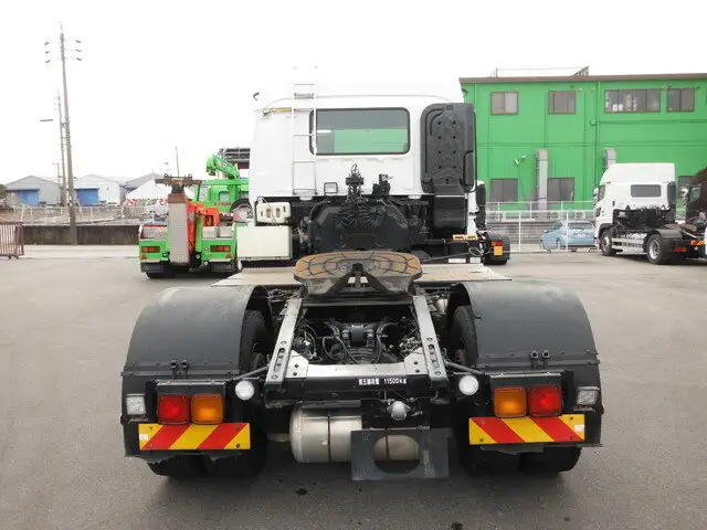 いすゞ ギガ 大型 トラクター ハイルーフ 1デフの中古トラック画像6