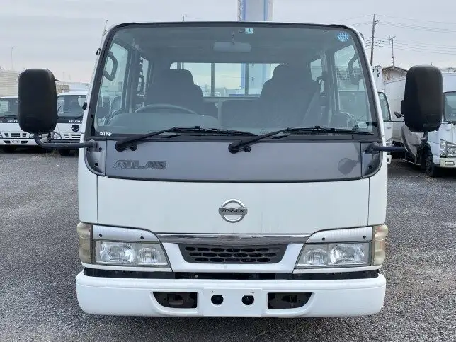 日産 アトラス 小型 平ボディ Wキャブ KR-AHR69Eの中古トラック画像2