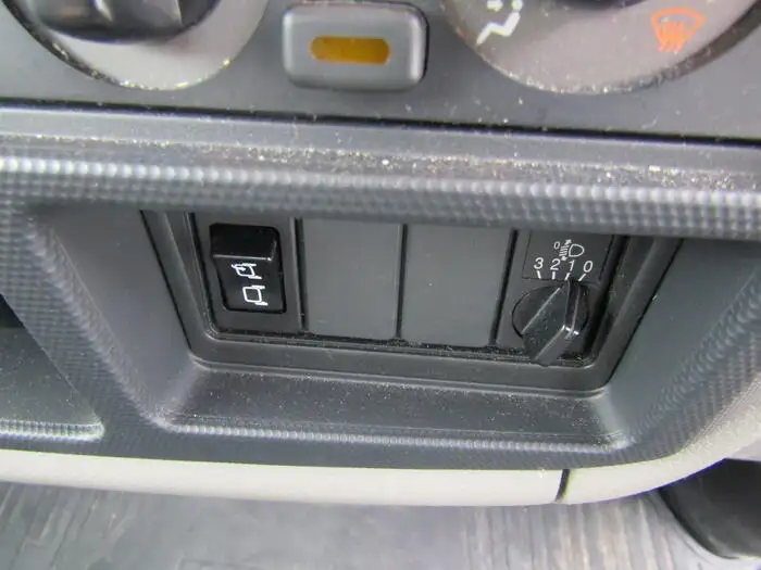 日産 アトラス 小型 平ボディ CBF-SQ2F24 R3の中古トラック画像13
