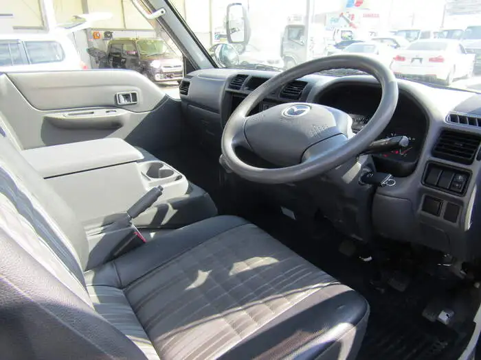マツダ ボンゴ 小型 平ボディ DBF-SLP2T H28の中古トラック画像9