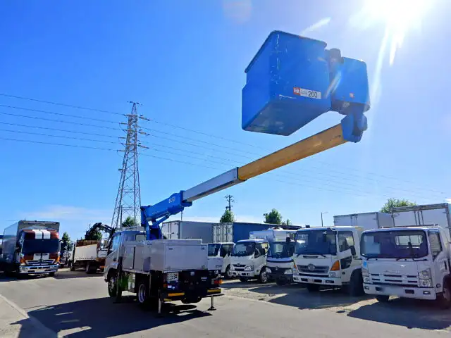 日野 デュトロ 小型 高所・建柱車 高所作業車 電工仕様の中古トラック画像3