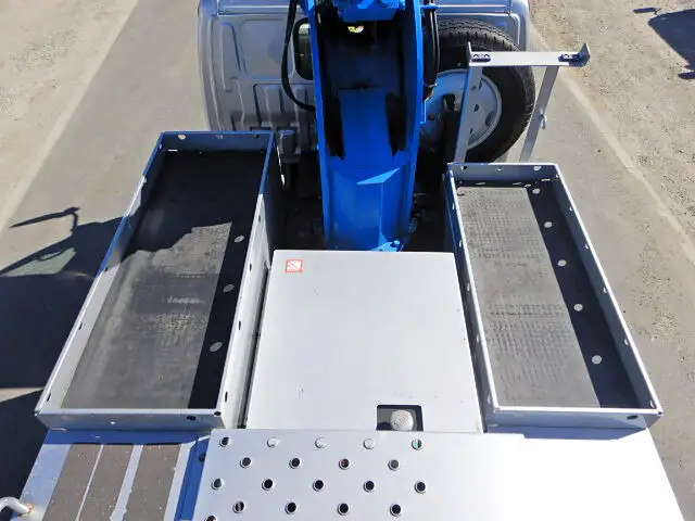 日野 デュトロ 小型 高所・建柱車 高所作業車 電工仕様の中古トラック画像5