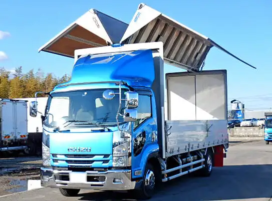 いすゞ フォワード 中型/増トン ウイング TKG-FRR90S2 H28の中古トラック画像1
