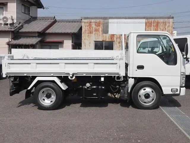 いすゞ エルフ 小型 ダンプ 三転 強化の中古トラック画像3