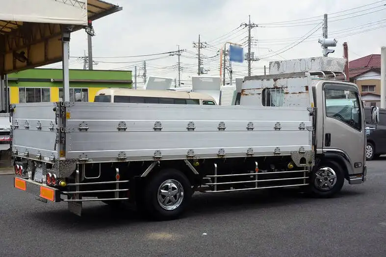 いすゞ エルフ 小型 平ボディ 床鉄板 アルミブロックの中古トラック画像3