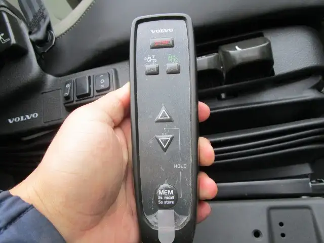 ボルボ その他 大型 トラクター エアサス ベッドの中古トラック画像13