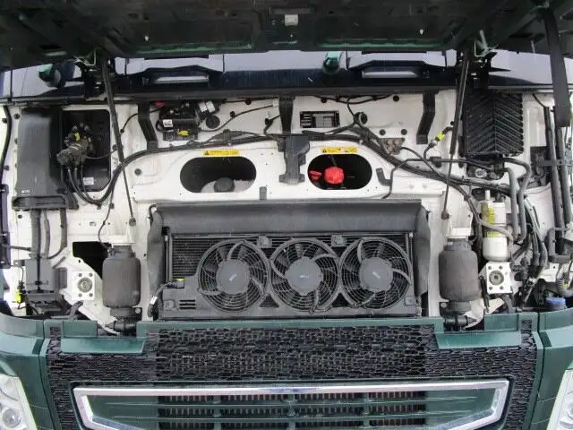 ボルボ その他 大型 トラクター エアサス ベッドの中古トラック画像16