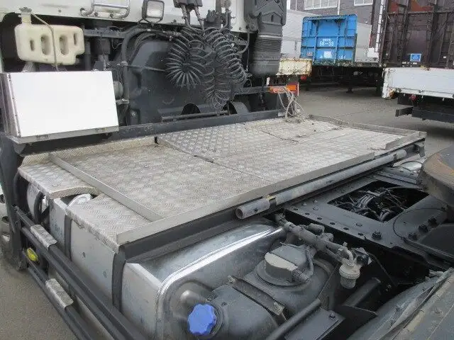 いすゞ ギガ 大型 トラクター ハイルーフ エアサスの中古トラック画像9
