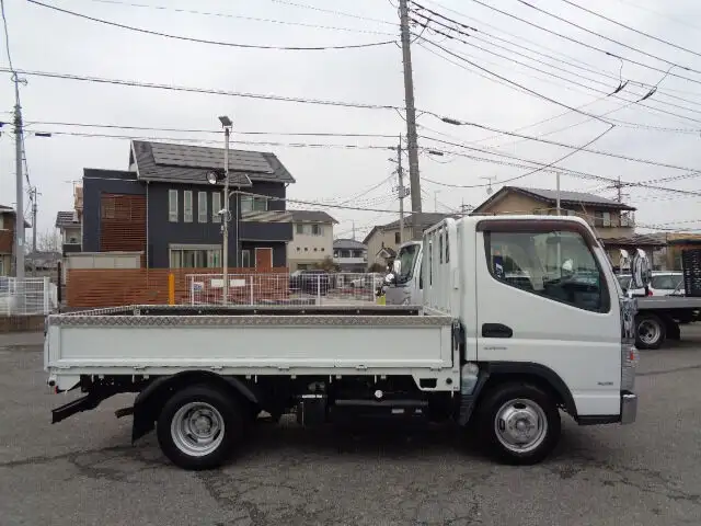 三菱 キャンター 小型 平ボディ TPG-FBA00 H25の中古トラック画像3