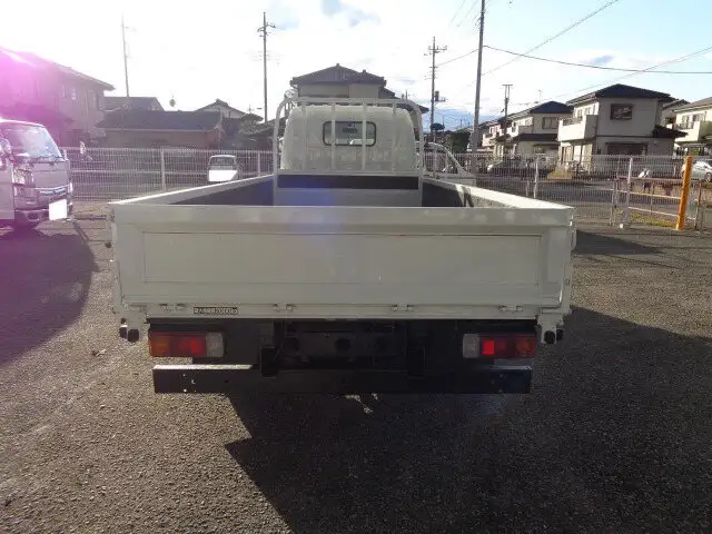 トヨタ ダイナ 小型 平ボディ SKG-XZU695 H24の中古トラック画像4