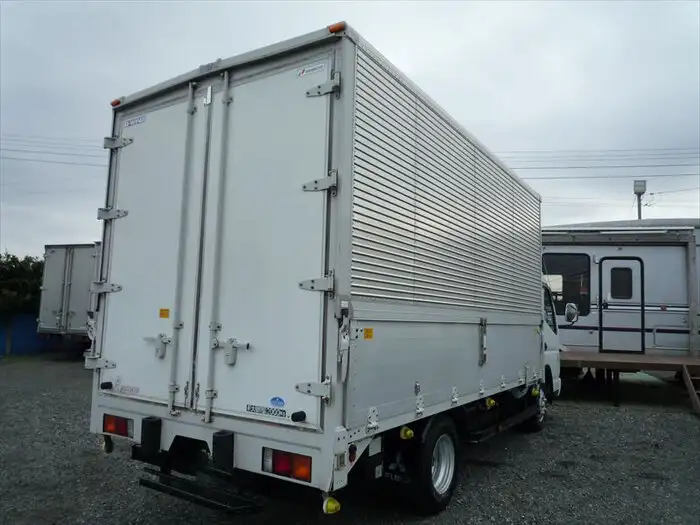 三菱 キャンター 小型 ウイング PDG-FE84DV H20の中古トラック画像4