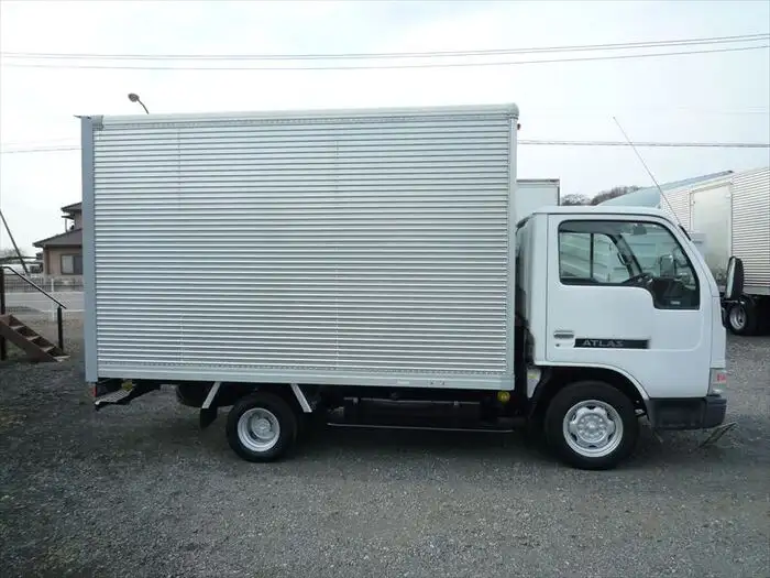 日産 アトラス 小型 アルミバン サイドドア シャッター式の中古トラック画像3