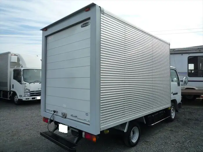 日産 アトラス 小型 アルミバン サイドドア シャッター式の中古トラック画像4