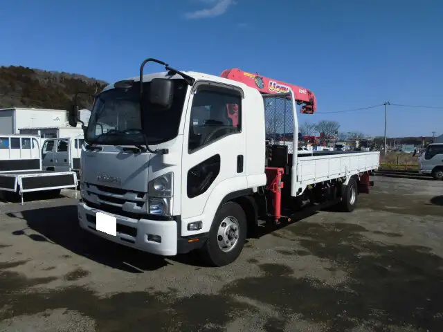 いすゞ フォワード 中型/増トン クレーン付 4段 ラジコンの中古トラック画像1