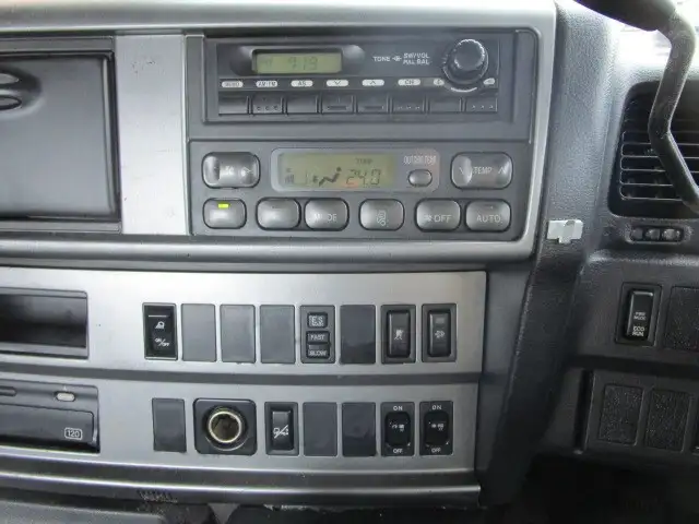 日野 プロフィア 大型 トラクター 1デフ LKG-SH1EDAGの中古トラック画像11