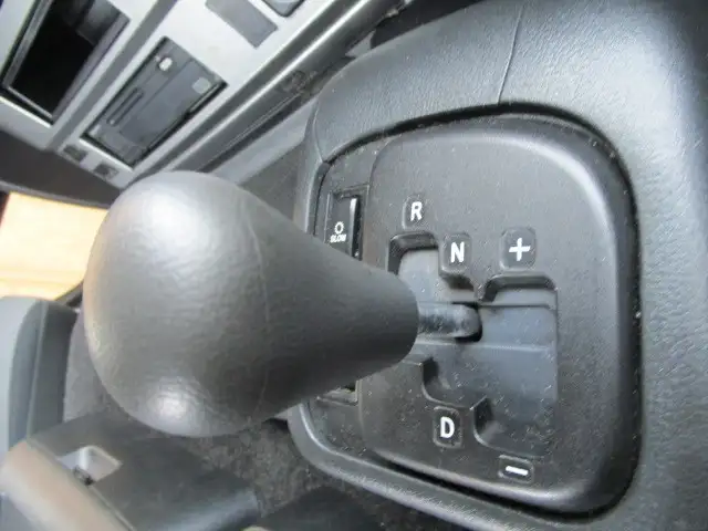 日野 プロフィア 大型 トラクター 1デフ LKG-SH1EDAGの中古トラック画像12
