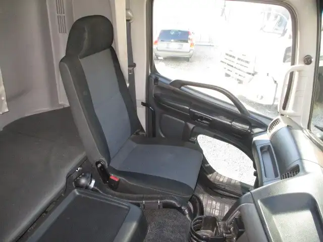 日野 プロフィア 大型 トラクター ハイルーフ 1デフの中古トラック画像9