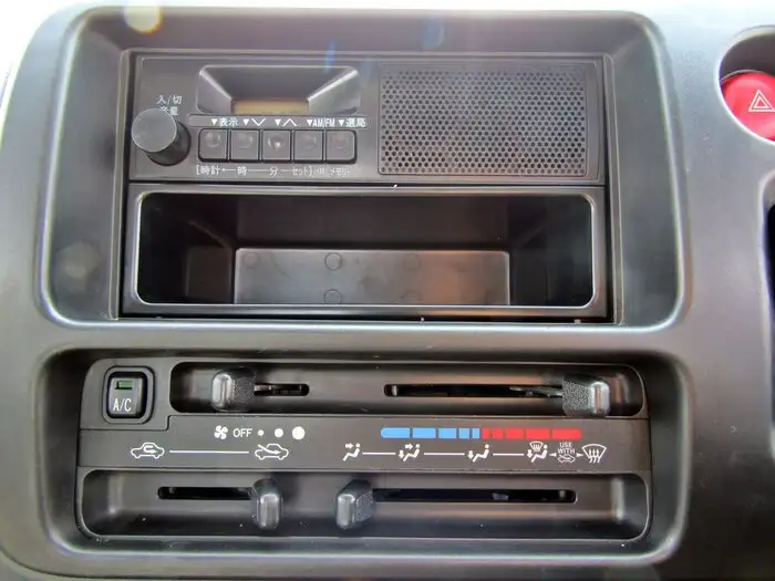ダイハツ ハイゼット 平ボディ EBD-S201P H26の中古トラック画像13