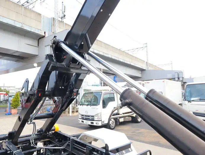 日野 レンジャー 中型/増トン アームロール ツインホイスト 2KG-FC2ABAの中古トラック画像7