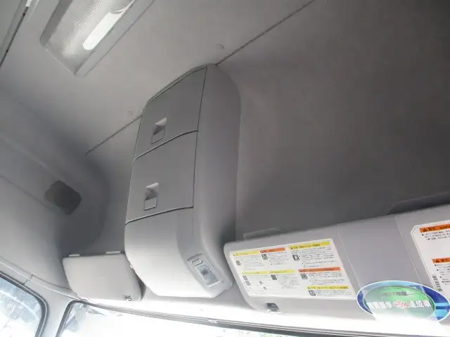 日産UD クオン 大型 トラクター ハイルーフ 1デフの中古トラック画像12