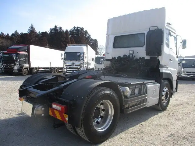 日産UD クオン 大型 トラクター ハイルーフ 1デフの中古トラック画像4