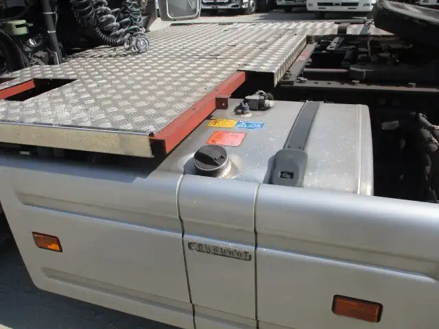 スカニア トラック 大型 トラクター ハイルーフ 1デフの中古トラック画像7