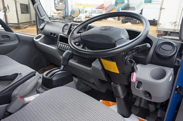 トヨタ ダイナ 小型 平ボディ TKG-XZU650 H25の中古トラック画像11