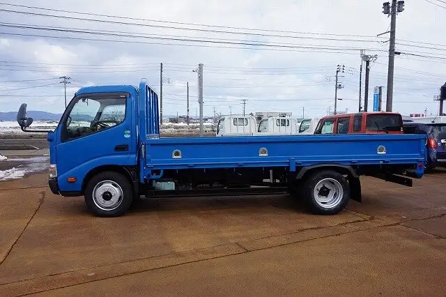トヨタ ダイナ 小型 平ボディ TKG-XZU650 H25の中古トラック画像2
