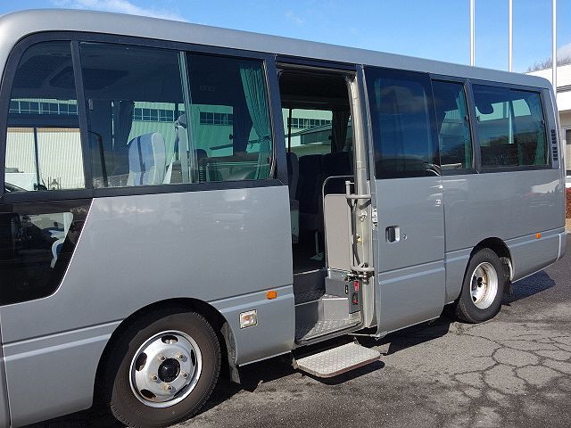 シビリアン用 フアン ウイズ モータのみ 27210-WK50A DHW41 日産純正部品-