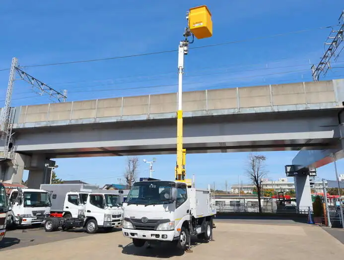 日野 デュトロ 小型 高所・建柱車 高所作業車 SKG-XZU605Mの中古トラック画像7