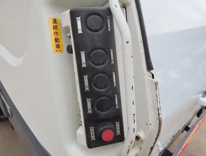 三菱 キャンター 小型 パッカー車 プレス式 PDG-FE83DYの中古トラック画像3