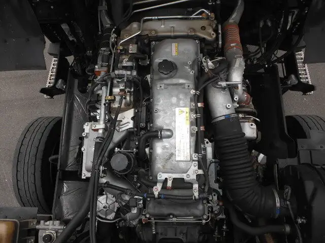 いすゞ ギガ 大型 ウイング エアサス ベッドの中古トラック画像像17
