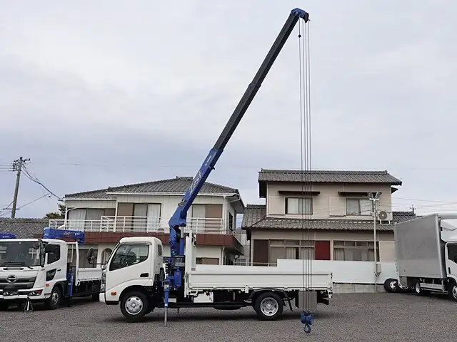 日野 デュトロ 小型 クレーン付 3段 ラジコンの中古トラック画像7