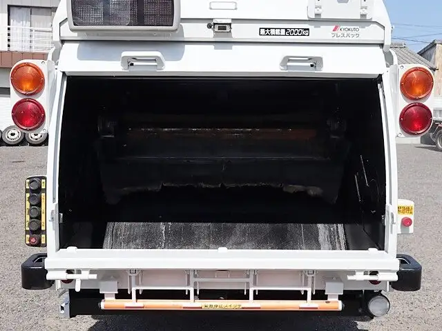 いすゞ エルフ 小型 パッカー車 プレス式 TPG-NMR85ANの中古トラック画像9