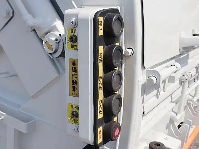 いすゞ エルフ 小型 パッカー車 プレス式 TPG-NMR85ANの中古トラック画像10