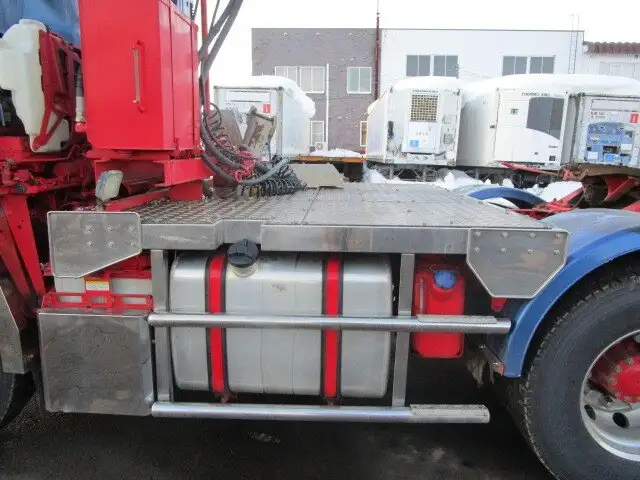 いすゞ ギガ 大型 トラクター ハイルーフ 2デフの中古トラック画像13