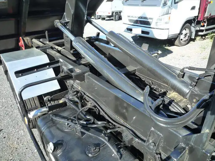 日野 デュトロ 小型 アームロール コンテナ付き ツインホイストの中古トラック画像7
