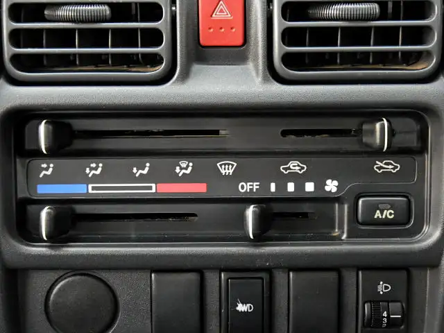 スズキ キャリイ  平ボディ EBD-DA16T H27の中古トラック画像11