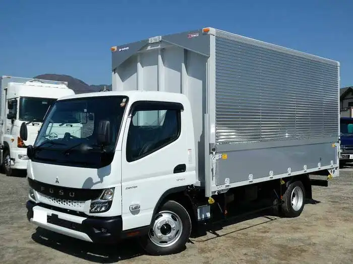 三菱 キャンター 小型 ウイング 2RG-FEB50 R3の中古トラック画像1