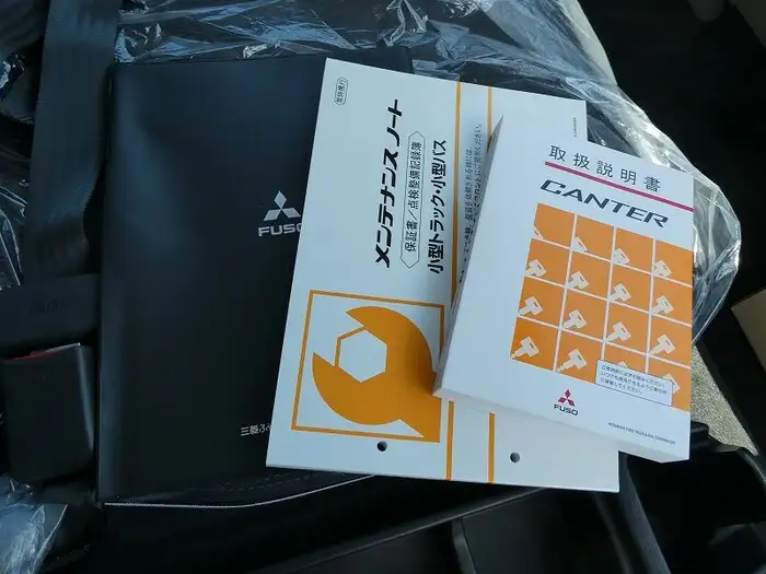 三菱 キャンター 小型 ウイング 2RG-FEB50 R3の中古トラック画像15